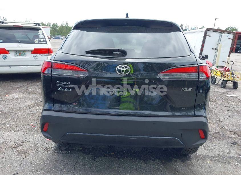 Photo 17 of 2022 Toyota Corolla CROSS XLE (VIN 7MUEAAAG0NV006105)