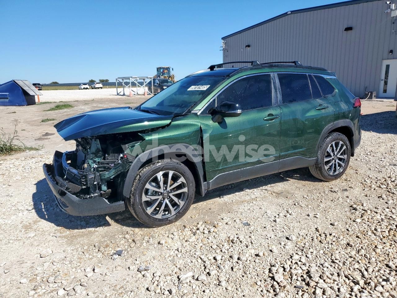 2025 TOYOTA COROLLA CROSS XLE (VIN 7MUEAAAG0SV148773) main photo