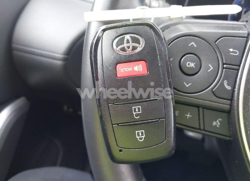 Photo 11 of 2023 Toyota Corolla CROSS XLE (VIN 7MUEAAAG6PV067297)