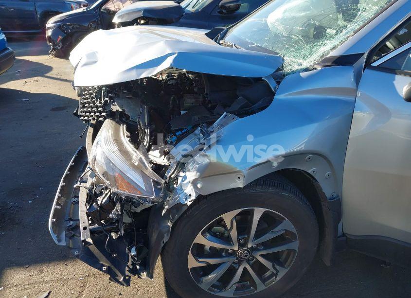 Photo 18 of 2022 Toyota Corolla CROSS XLE (VIN 7MUEAAAG8NV007020)