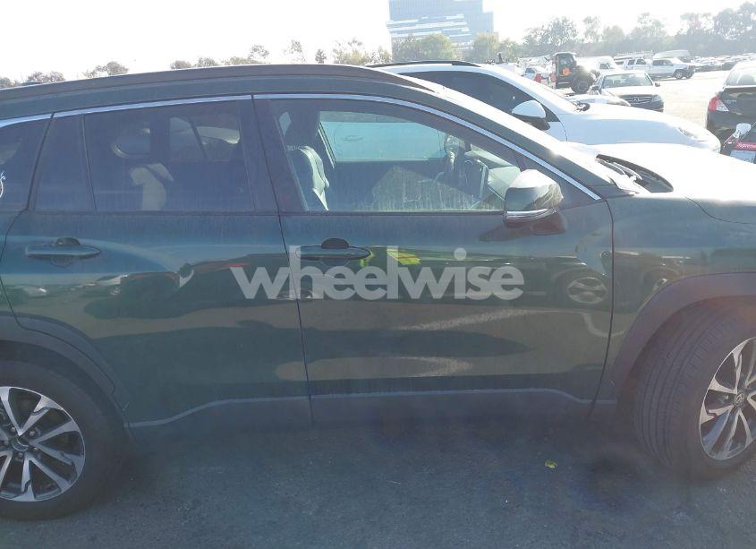 Photo 14 of 2023 Toyota Corolla CROSS XLE (VIN 7MUEAAAG8PV060657)