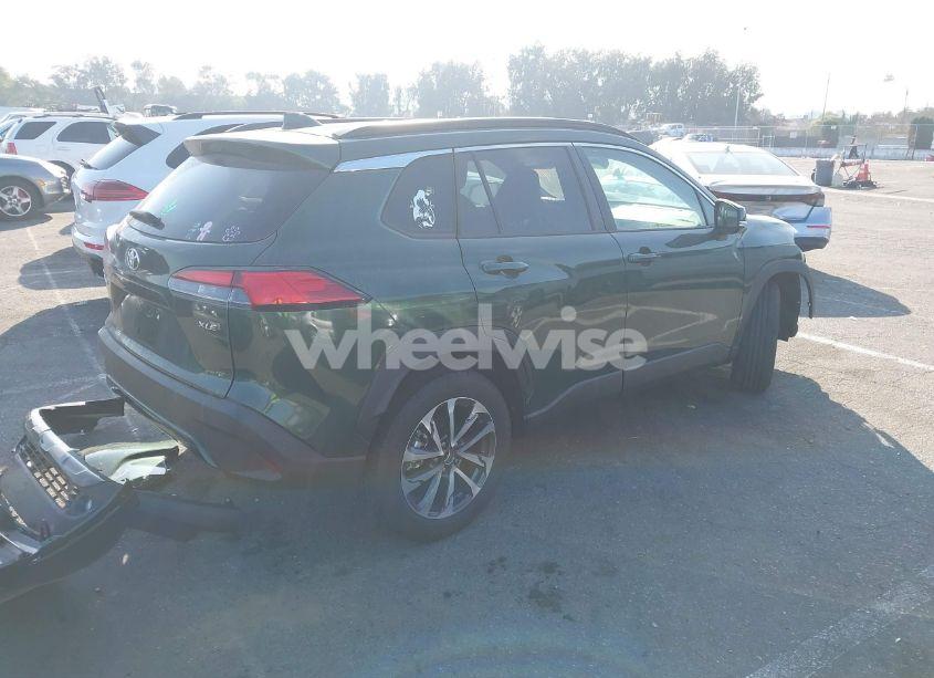 Photo 4 of 2023 Toyota Corolla CROSS XLE (VIN 7MUEAAAG8PV060657)