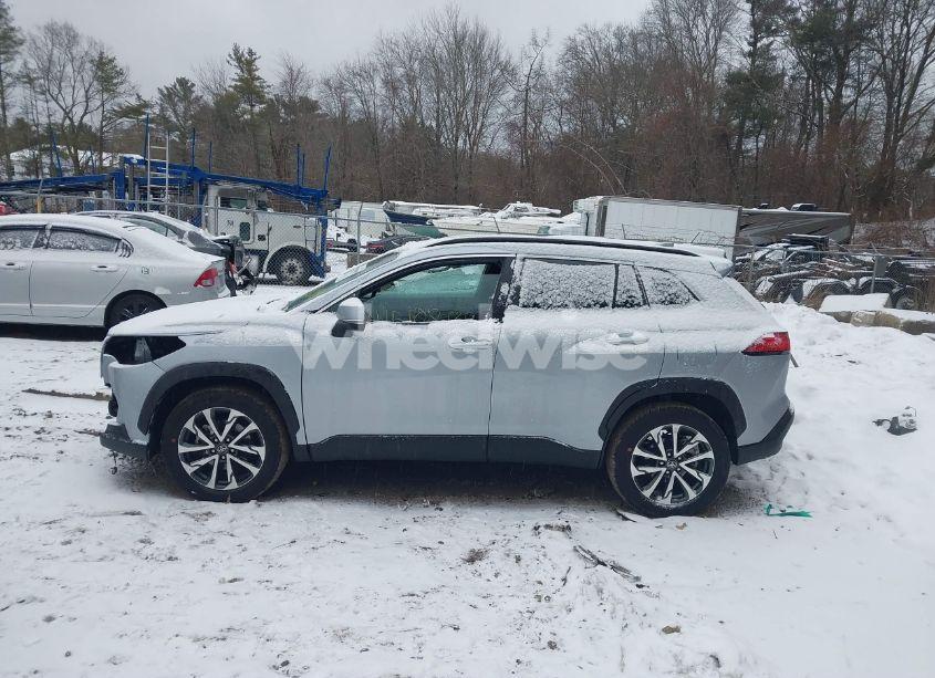 Photo 14 of 2023 Toyota Corolla CROSS XLE (VIN 7MUEAAAGXPV055797)