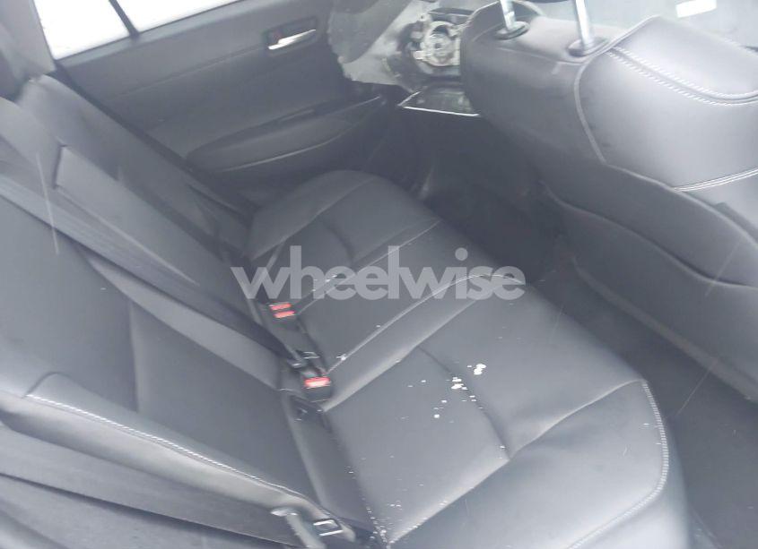 Photo 8 of 2023 Toyota Corolla CROSS XLE (VIN 7MUEAAAGXPV055797)