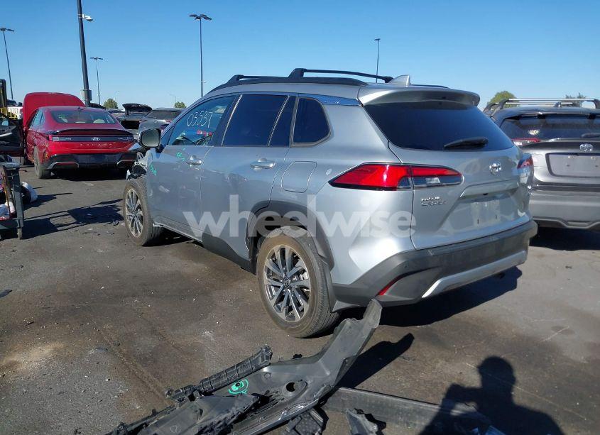 Photo 15 of 2023 Toyota Corolla CROSS XLE (VIN 7MUEAABG2PV050267)