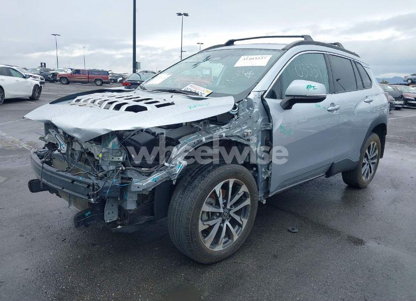 Photo 2 of 2023 Toyota Corolla CROSS XLE (VIN 7MUEAABG2PV050267)