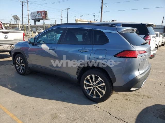 Photo 13 of 2023 TOYOTA COROLLA CROSS XLE (VIN 7MUEAABG3PV046406)