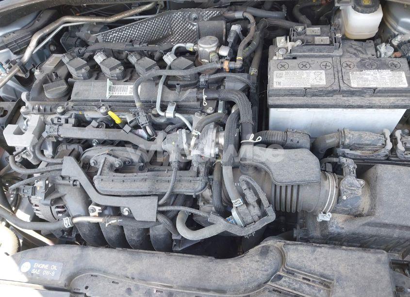 Photo 10 of 2024 Toyota Corolla CROSS XLE (VIN 7MUEAABG9RV080854)