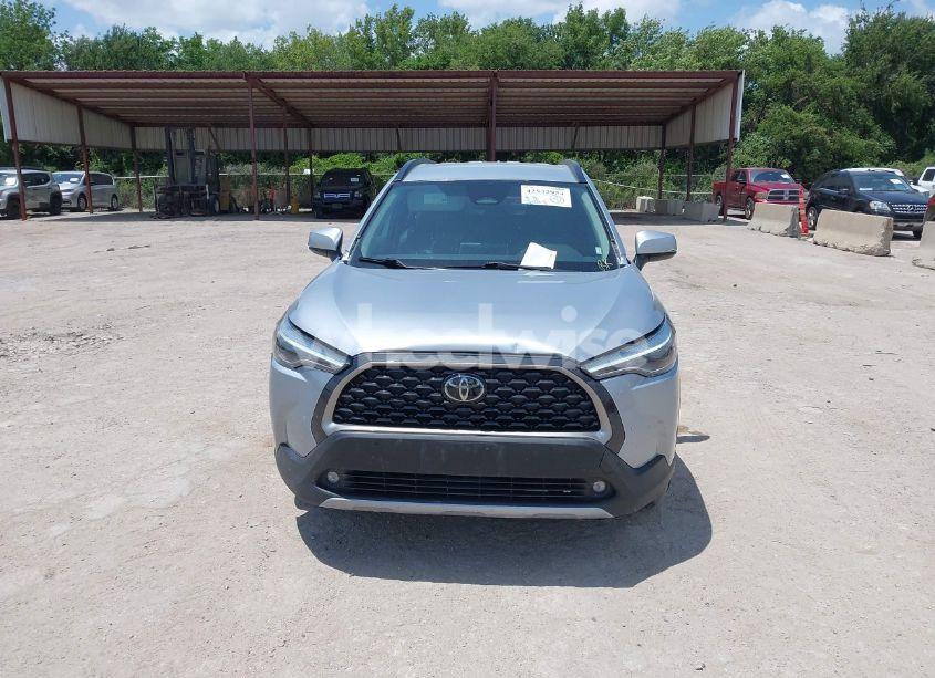 Photo 12 of 2024 Toyota Corolla CROSS XLE (VIN 7MUEAABG9RV080854)