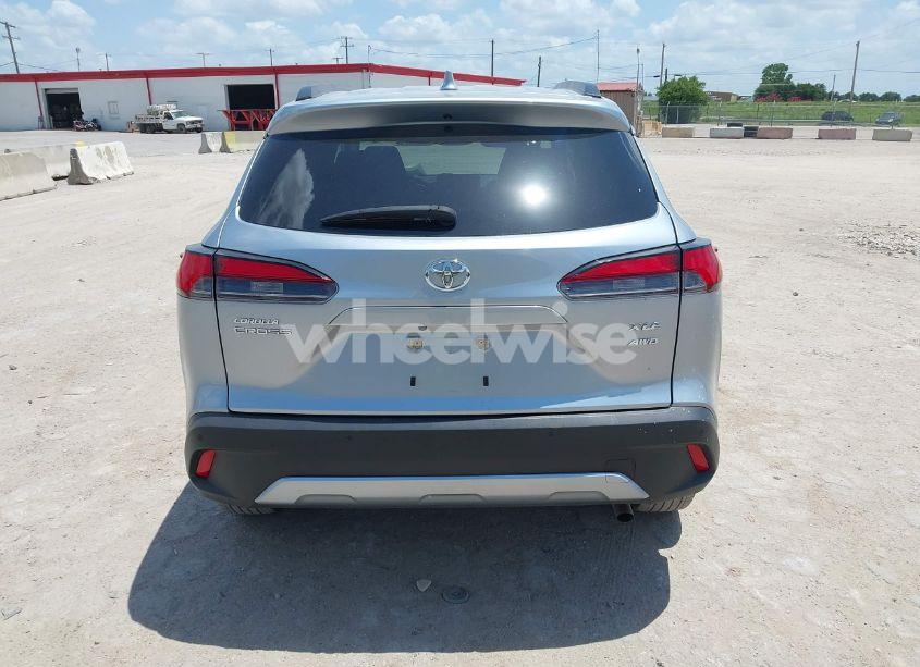 Photo 16 of 2024 Toyota Corolla CROSS XLE (VIN 7MUEAABG9RV080854)