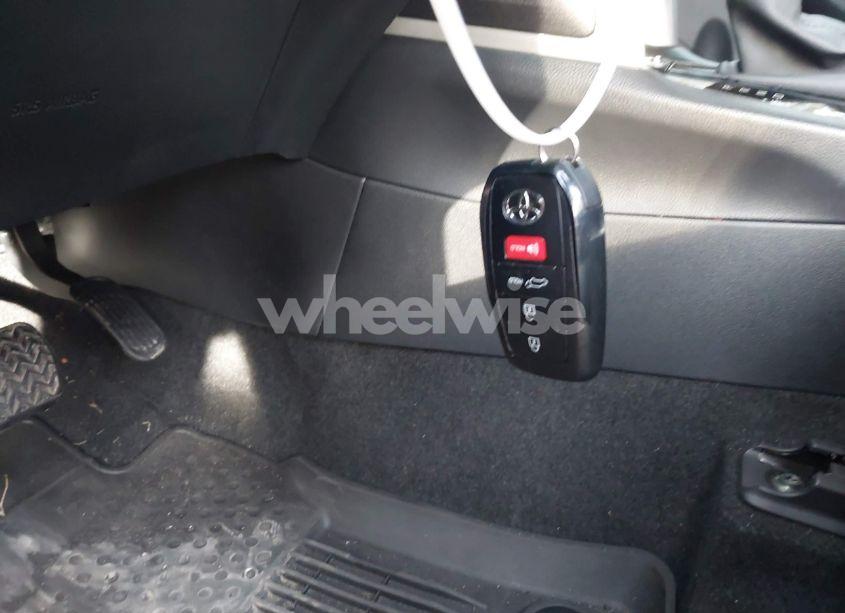 Photo 11 of 2024 Toyota Corolla CROSS HYBRID XSE (VIN 7MUFBABG0RV028871)