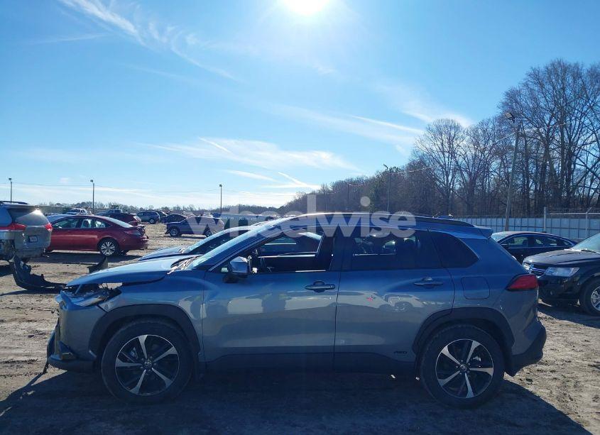 Photo 14 of 2024 Toyota Corolla CROSS HYBRID XSE (VIN 7MUFBABG0RV033021)