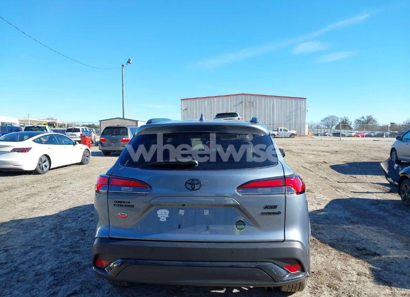 Photo 16 of 2024 Toyota Corolla CROSS HYBRID XSE (VIN 7MUFBABG0RV033021)