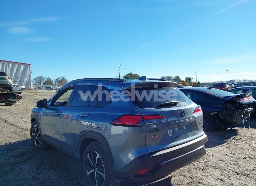 Photo 3 of 2024 Toyota Corolla CROSS HYBRID XSE (VIN 7MUFBABG0RV033021)