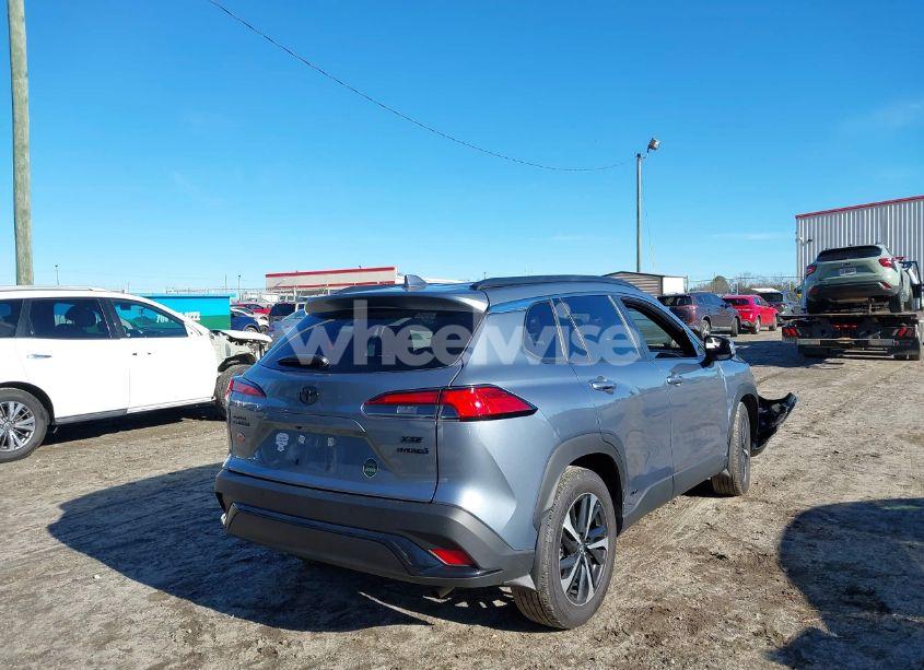 Photo 4 of 2024 Toyota Corolla CROSS HYBRID XSE (VIN 7MUFBABG0RV033021)