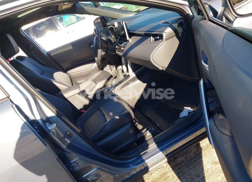 Photo 5 of 2024 Toyota Corolla CROSS HYBRID XSE (VIN 7MUFBABG0RV033021)