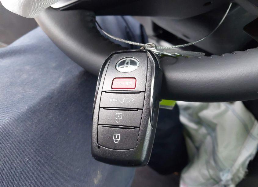 Photo 11 of 2024 Toyota Corolla CROSS HYBRID XSE (VIN 7MUFBABG0RV044732)