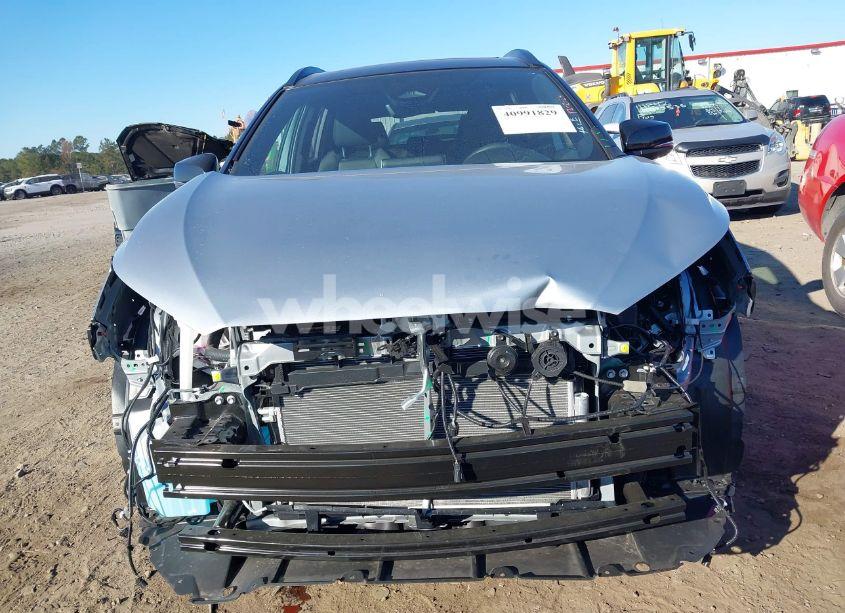 Photo 13 of 2024 Toyota Corolla CROSS HYBRID XSE (VIN 7MUFBABG0RV052507)