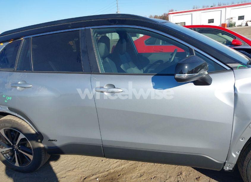 Photo 14 of 2024 Toyota Corolla CROSS HYBRID XSE (VIN 7MUFBABG0RV052507)