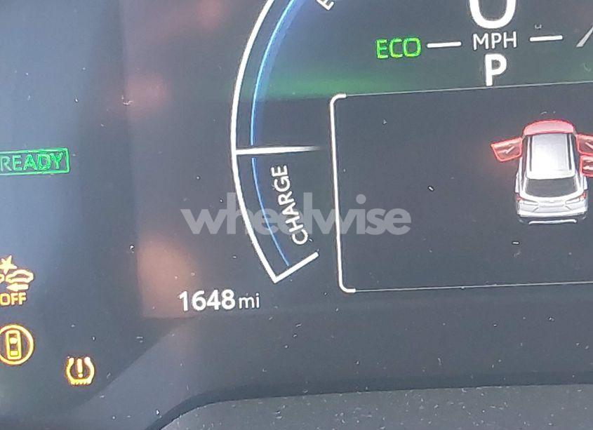 Photo 16 of 2024 Toyota Corolla CROSS HYBRID XSE (VIN 7MUFBABG0RV052507)