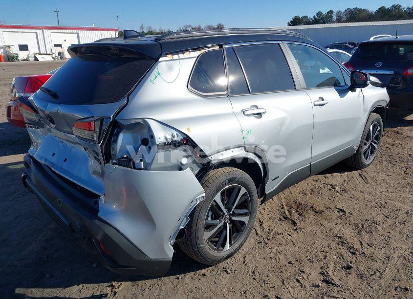 Photo 4 of 2024 Toyota Corolla CROSS HYBRID XSE (VIN 7MUFBABG0RV052507)