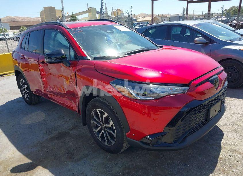 2025 Toyota Corolla CROSS HYBRID SE (VIN 7MUFBABG0SV068471) main photo