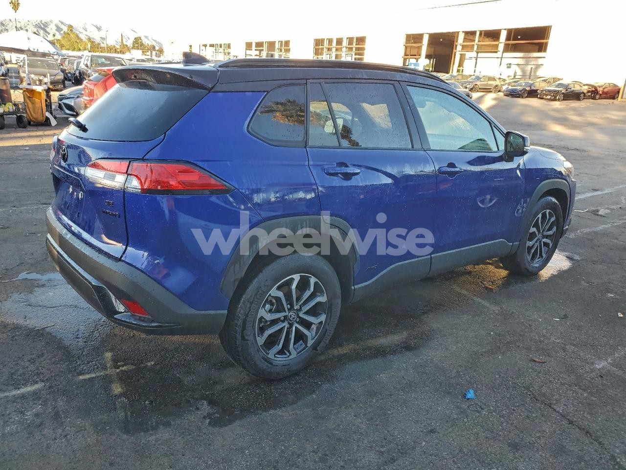 Photo 3 of 2024 TOYOTA COROLLA CROSS SE (VIN 7MUFBABG1RV054928)