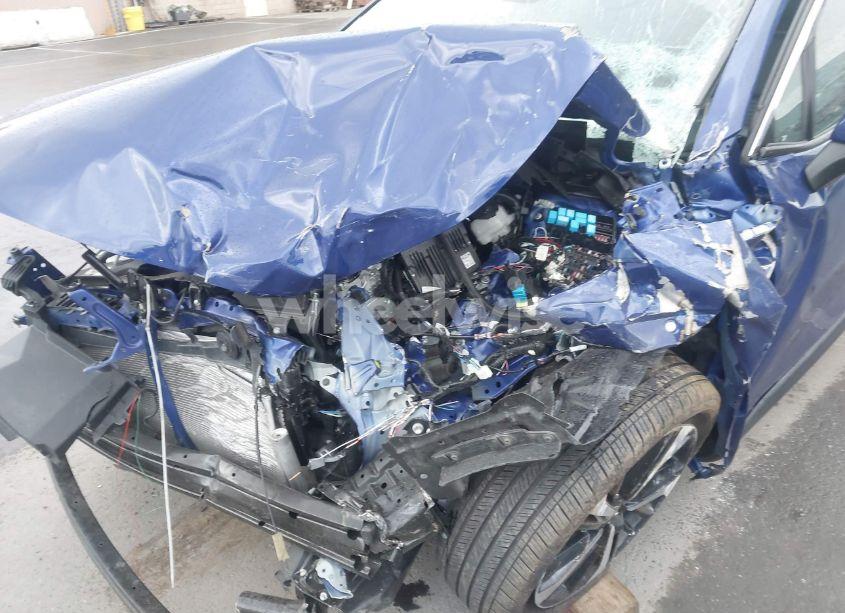 Photo 6 of 2024 Toyota Corolla CROSS HYBRID XSE (VIN 7MUFBABG3RV051786)