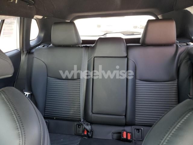 Photo 7 of 2024 TOYOTA COROLLA CROSS SE (VIN 7MUFBABG3RV060360)