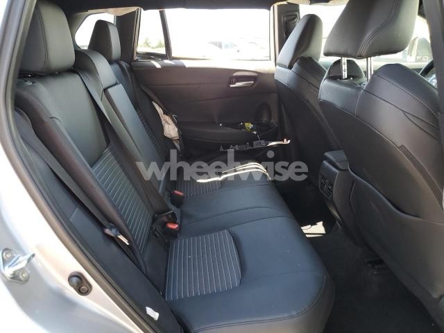 Photo 8 of 2024 TOYOTA COROLLA CROSS SE (VIN 7MUFBABG3RV060360)