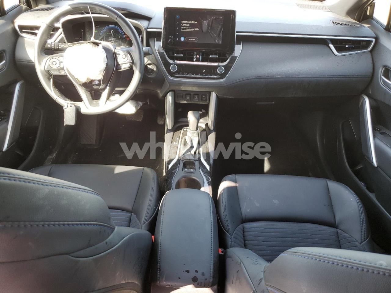 Photo 8 of 2024 TOYOTA COROLLA CROSS SE (VIN 7MUFBABG3RV063145)