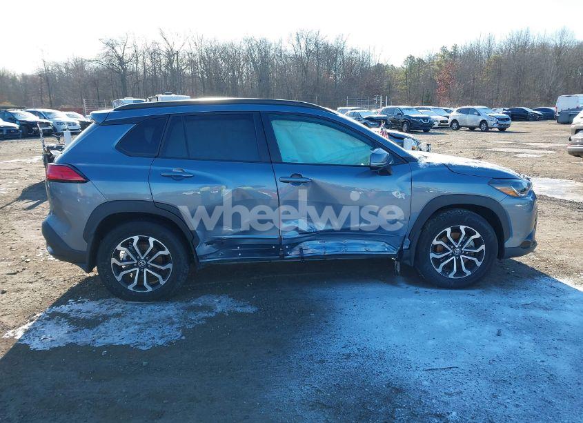 Photo 13 of 2023 Toyota Corolla CROSS HYBRID SE (VIN 7MUFBABG4PV003663)