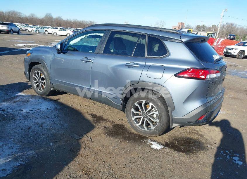 Photo 3 of 2023 Toyota Corolla CROSS HYBRID SE (VIN 7MUFBABG4PV003663)