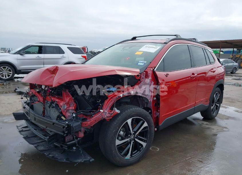 Photo 2 of 2024 Toyota Corolla CROSS HYBRID XSE (VIN 7MUFBABG4RV026072)