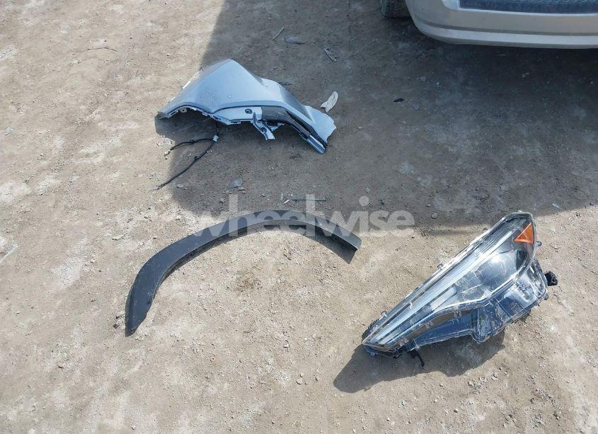 Photo 12 of 2023 Toyota Corolla CROSS HYBRID XSE (VIN 7MUFBABG5PV004921)