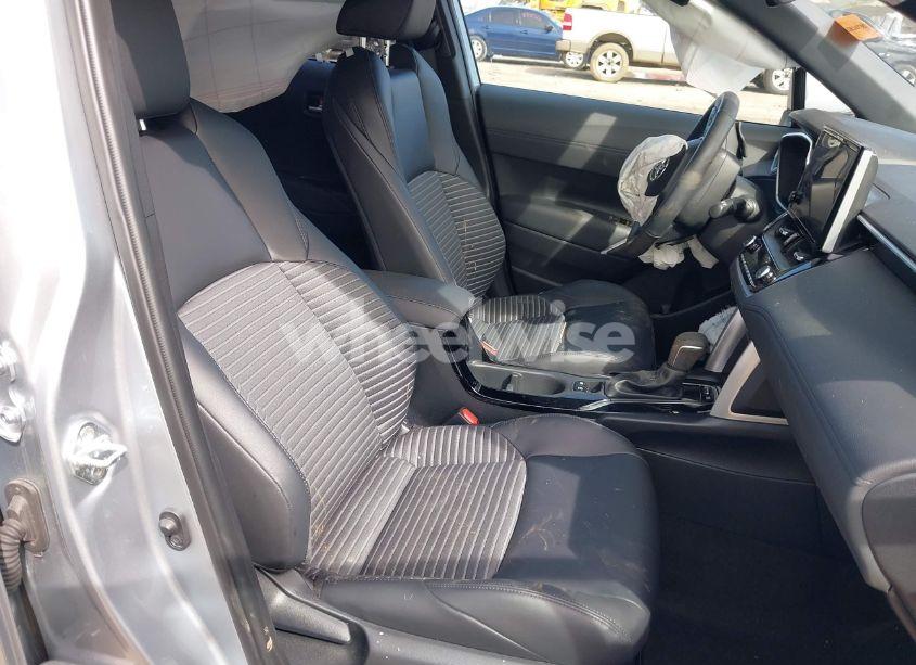 Photo 5 of 2023 Toyota Corolla CROSS HYBRID XSE (VIN 7MUFBABG5PV004921)