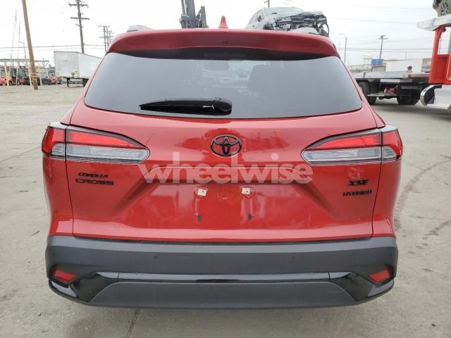 Photo 2 of 2023 TOYOTA COROLLA CROSS LE (VIN 7MUFBABG5PV013750)