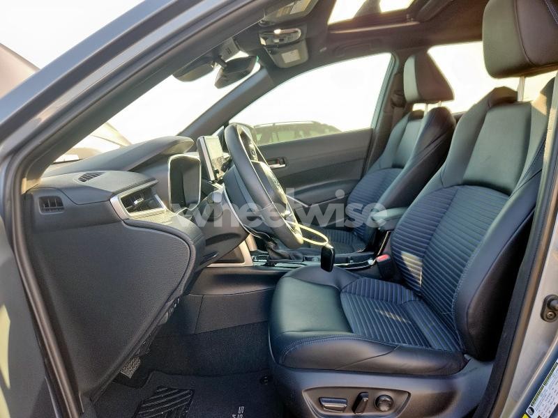Photo 10 of 2024 TOYOTA COROLLA CROSS SE (VIN 7MUFBABG5RV031541)