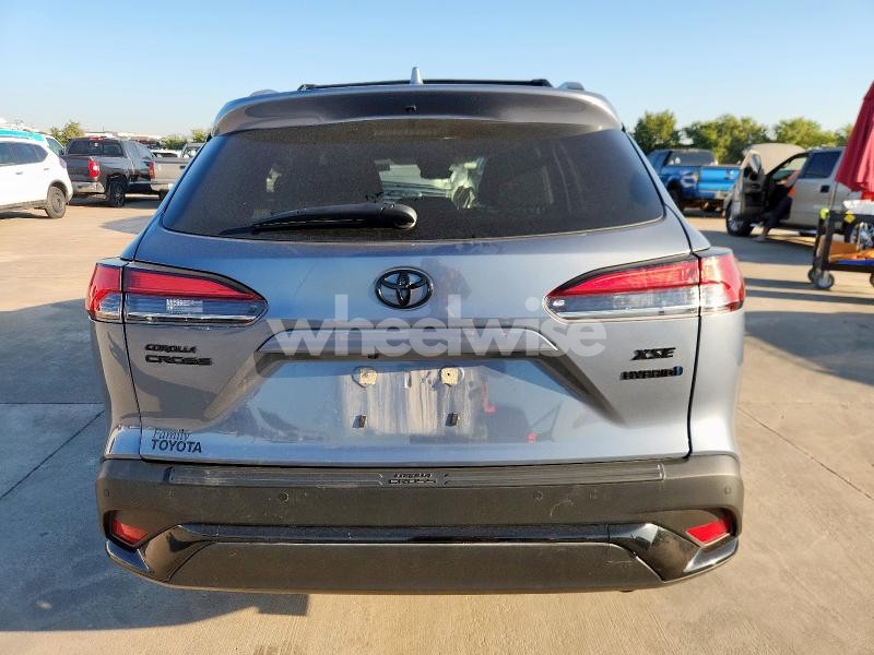 Photo 2 of 2024 TOYOTA COROLLA CROSS SE (VIN 7MUFBABG5RV031541)