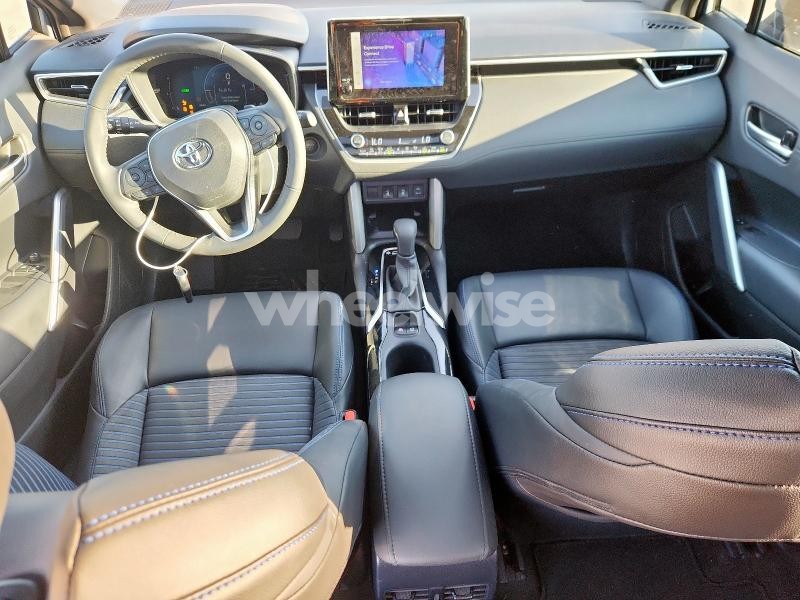 Photo 4 of 2024 TOYOTA COROLLA CROSS SE (VIN 7MUFBABG5RV031541)