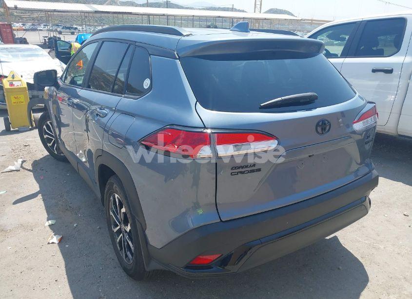 Photo 3 of 2024 Toyota Corolla CROSS HYBRID SE (VIN 7MUFBABG5RV048145)