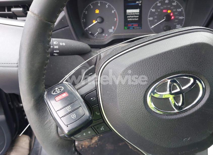 Photo 11 of 2023 Toyota Corolla CROSS HYBRID SE (VIN 7MUFBABG6PV010999)