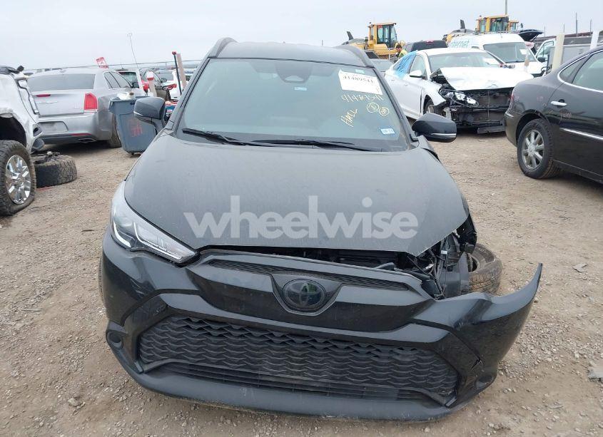 Photo 13 of 2023 Toyota Corolla CROSS HYBRID SE (VIN 7MUFBABG6PV010999)