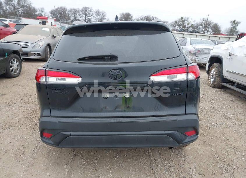 Photo 17 of 2023 Toyota Corolla CROSS HYBRID SE (VIN 7MUFBABG6PV010999)