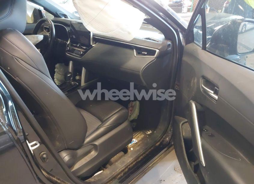 Photo 5 of 2023 Toyota Corolla CROSS HYBRID XSE (VIN 7MUFBABG6PV011151)