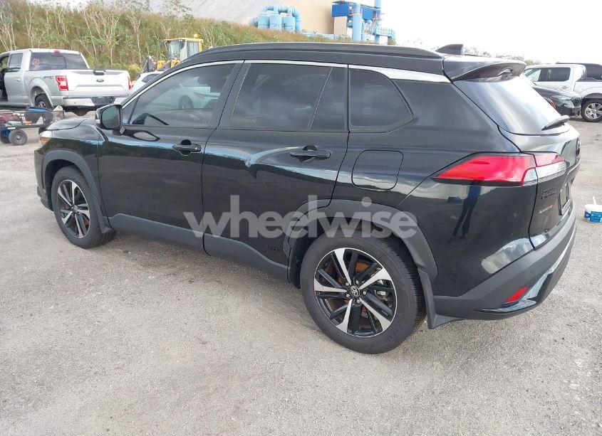 Photo 3 of 2024 Toyota Corolla CROSS HYBRID XSE (VIN 7MUFBABG6RV018328)