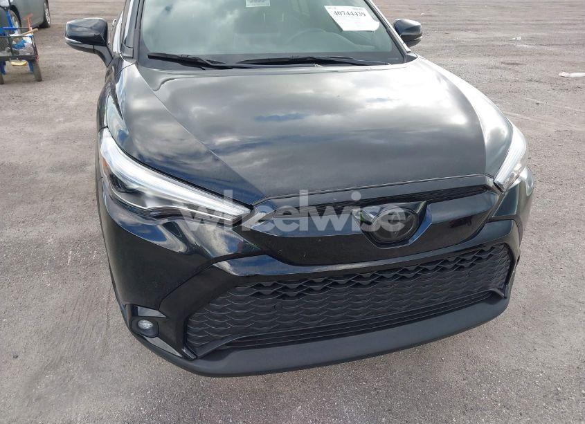 Photo 6 of 2024 Toyota Corolla CROSS HYBRID XSE (VIN 7MUFBABG6RV018328)