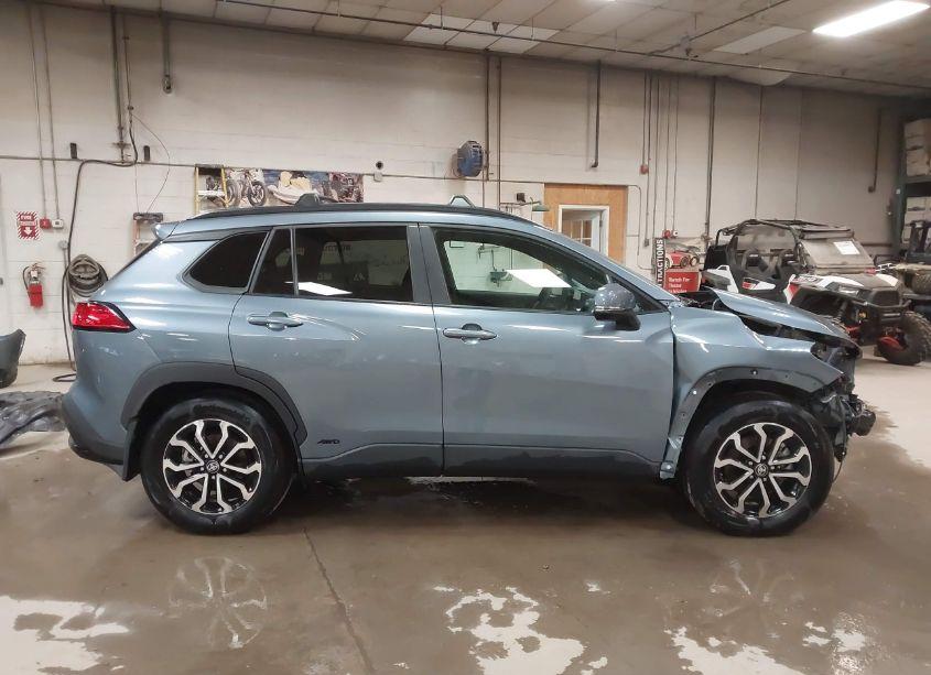 Photo 14 of 2024 Toyota Corolla CROSS HYBRID SE (VIN 7MUFBABG6RV025747)