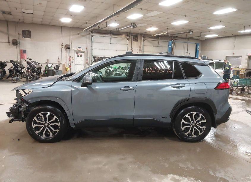 Photo 15 of 2024 Toyota Corolla CROSS HYBRID SE (VIN 7MUFBABG6RV025747)
