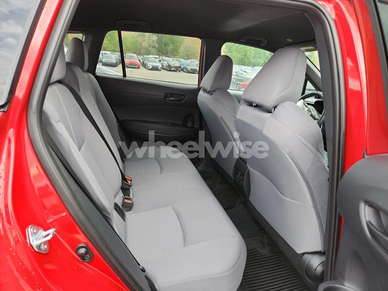 Photo 11 of 2024 TOYOTA COROLLA CROSS SE (VIN 7MUFBABG6RV033413)